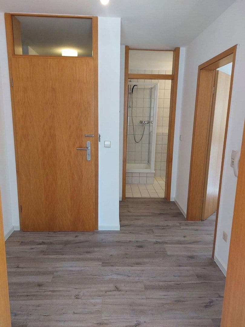 Prenájom bytu 1-izbový 40 m², Schwäbisch Gmünd, Bádensko-Wurttembersko Prenájom bytu 1-izbový 40 m², Schwäbisch Gmünd, Bádensko-Wurttembersko