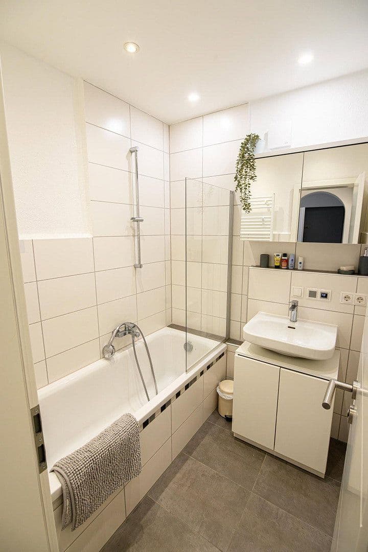 Prenájom bytu 1-izbový 24 m², Cosima-Wagner-Str. 35, Bayreuth, Bavorsko Prenájom bytu 1-izbový 24 m², Cosima-Wagner-Str. 35, Bayreuth, Bavorsko