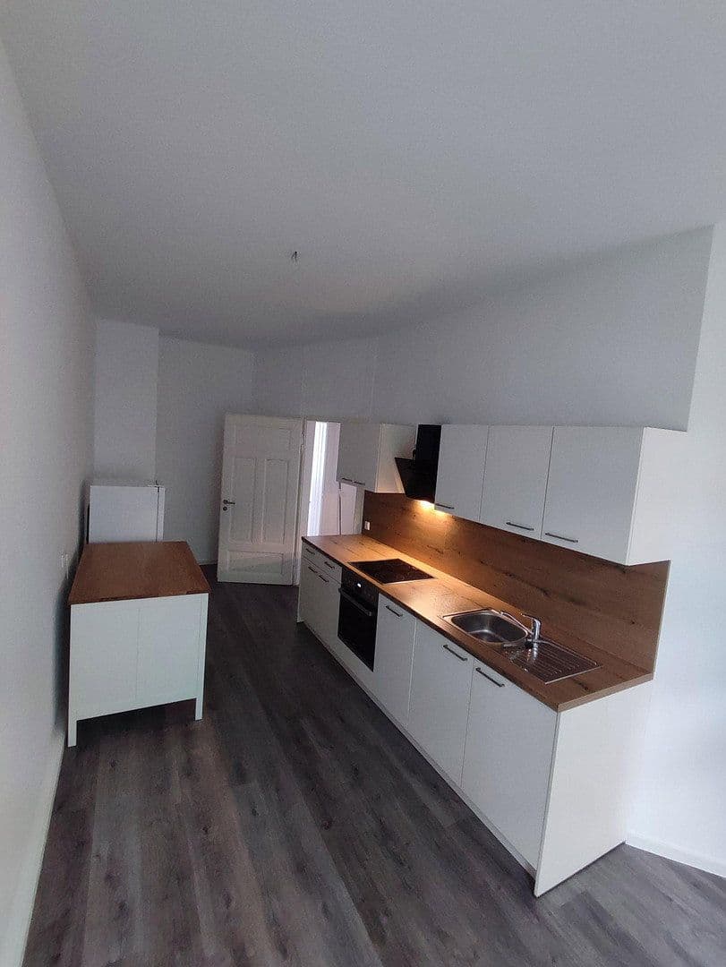 Prenájom bytu 2-izbový 74 m², Leipzig, Sasko Prenájom bytu 2-izbový 74 m², Leipzig, Sasko