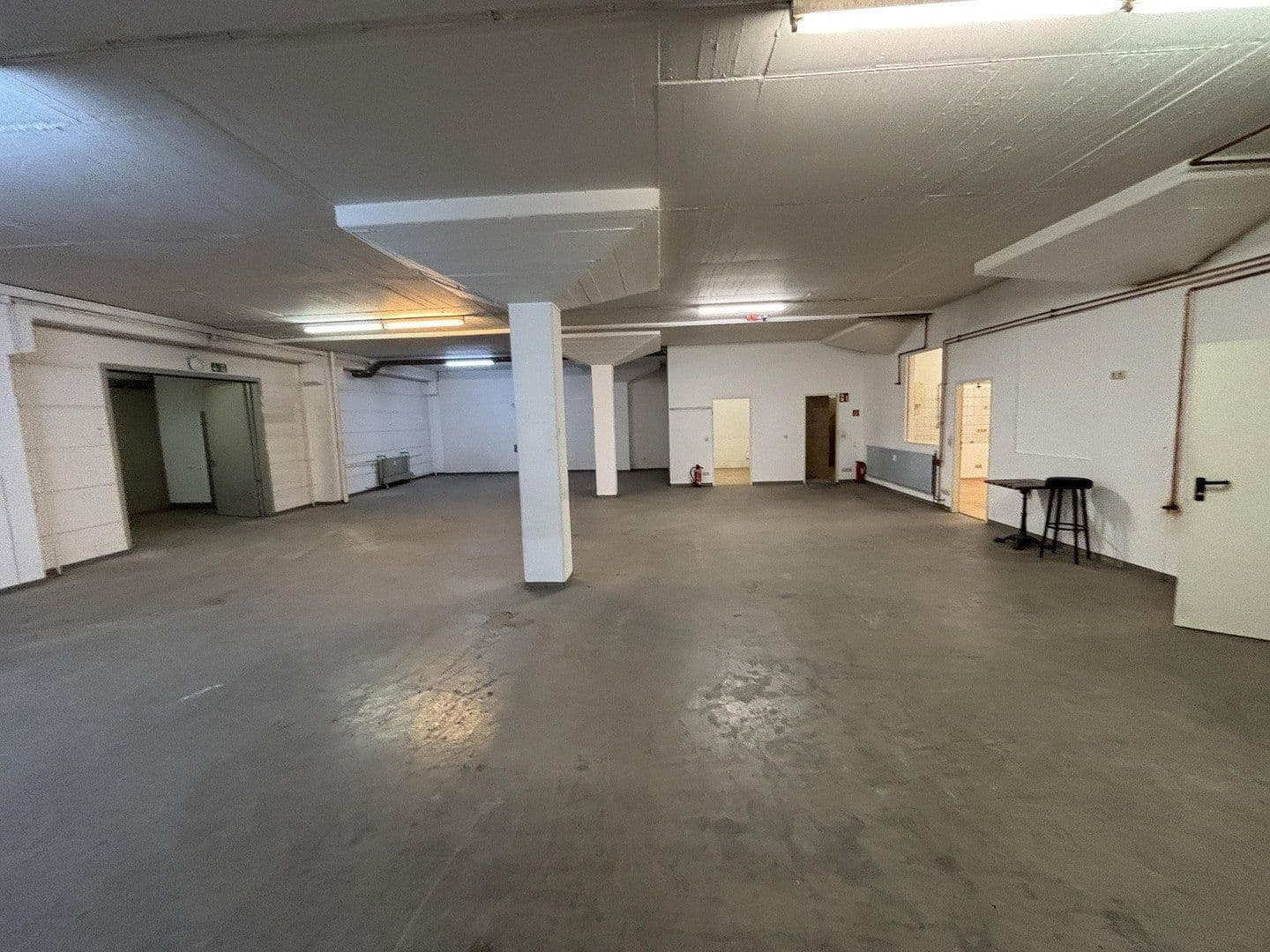 Prenájom nebytového priestoru 287 m², Schultenhofstr. 19, Mülheim an der Ruhr, Severné Porýnie - Westfálsko Prenájom nebytového priestoru 287 m², Schultenhofstr. 19, Mülheim an der Ruhr, Severné Porýnie - Westfálsko