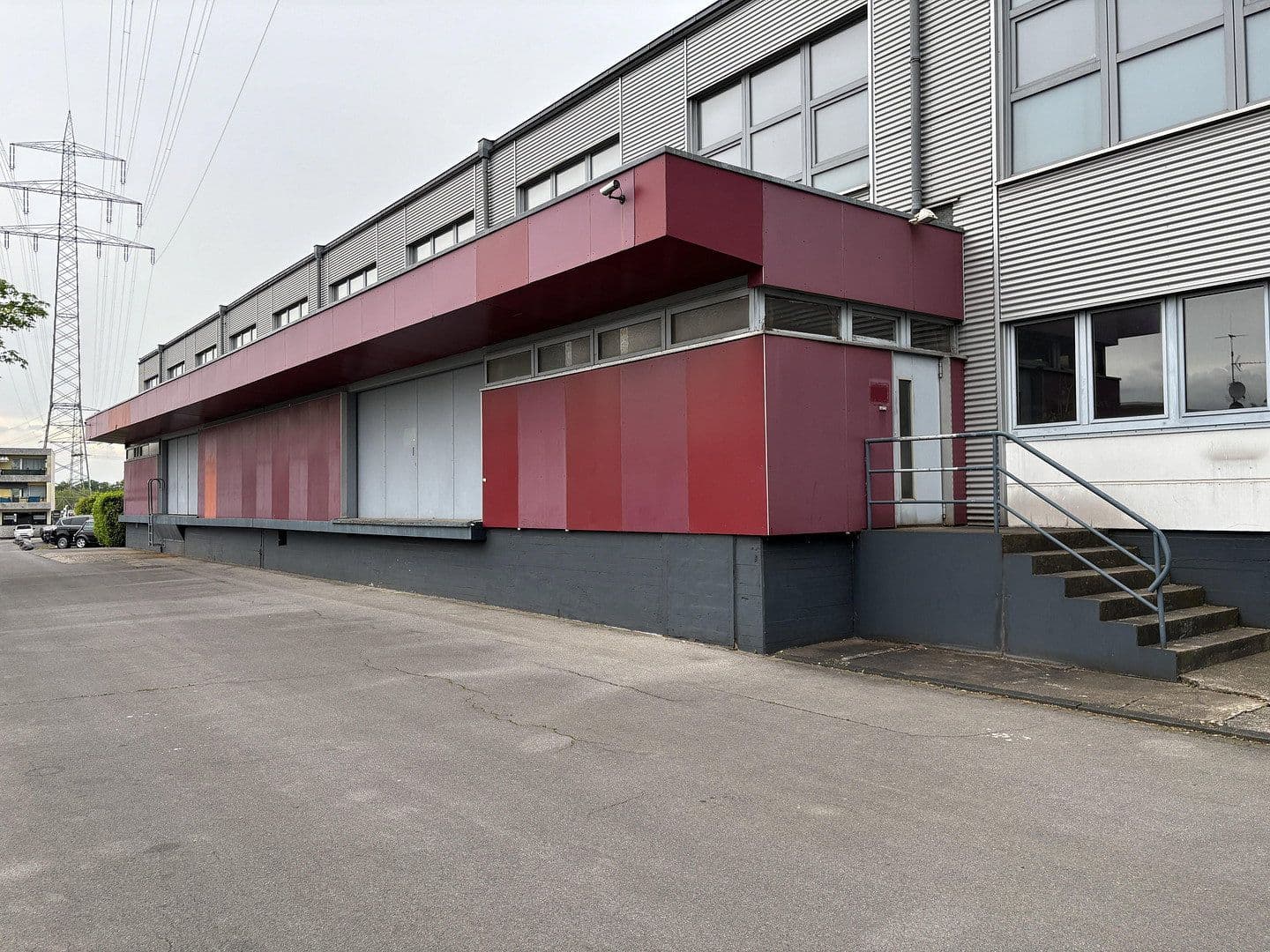 Prenájom nebytového priestoru 287 m², Schultenhofstr. 19, Mülheim an der Ruhr, Severné Porýnie - Westfálsko Prenájom nebytového priestoru 287 m², Schultenhofstr. 19, Mülheim an der Ruhr, Severné Porýnie - Westfálsko