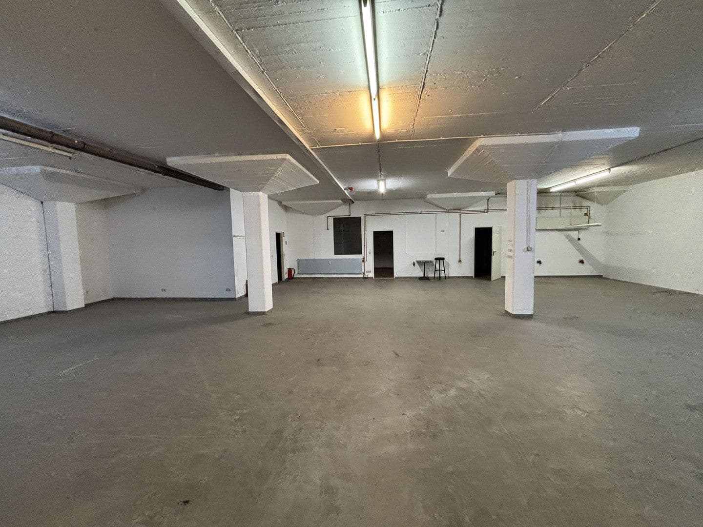Prenájom nebytového priestoru 287 m², Schultenhofstr. 19, Mülheim an der Ruhr, Severné Porýnie - Westfálsko Prenájom nebytového priestoru 287 m², Schultenhofstr. 19, Mülheim an der Ruhr, Severné Porýnie - Westfálsko