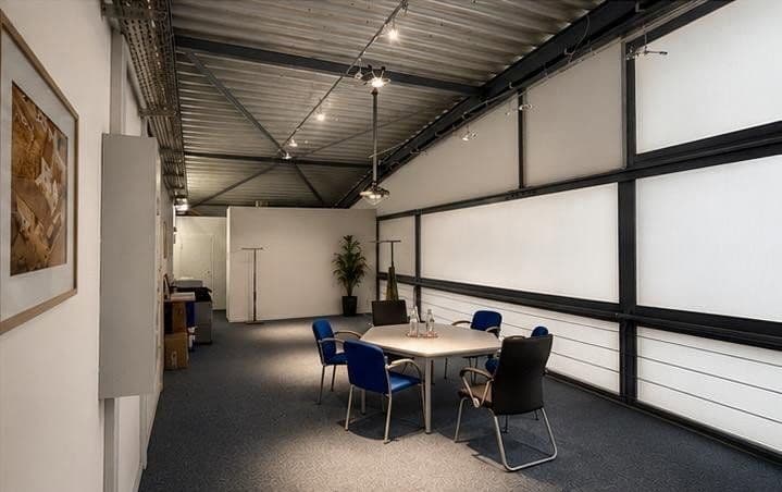 Prenájom kancelárie 470 m², Hamburger Str. 8a, Brühl, Severné Porýnie - Westfálsko Prenájom kancelárie 470 m², Hamburger Str. 8a, Brühl, Severné Porýnie - Westfálsko