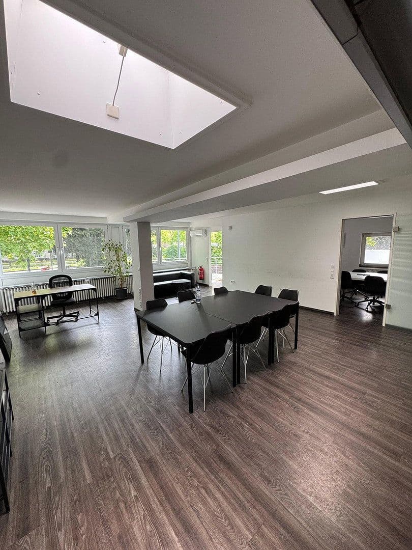 Prenájom kancelárie 120 m², Seyengasse 9, Köln, Severné Porýnie - Westfálsko Prenájom kancelárie 120 m², Seyengasse 9, Köln, Severné Porýnie - Westfálsko