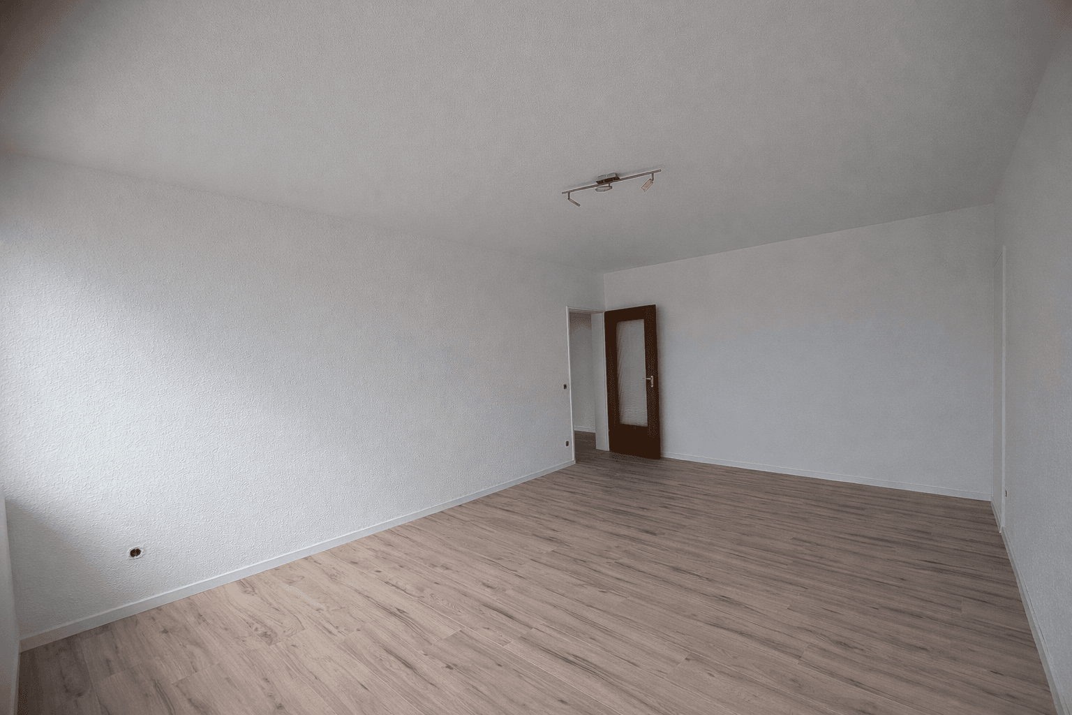 Predaj bytu 4-izbový 76 m², Düsseldorfer Str. 138, Ratingen, Severné Porýnie - Westfálsko Predaj bytu 4-izbový 76 m², Düsseldorfer Str. 138, Ratingen, Severné Porýnie - Westfálsko
