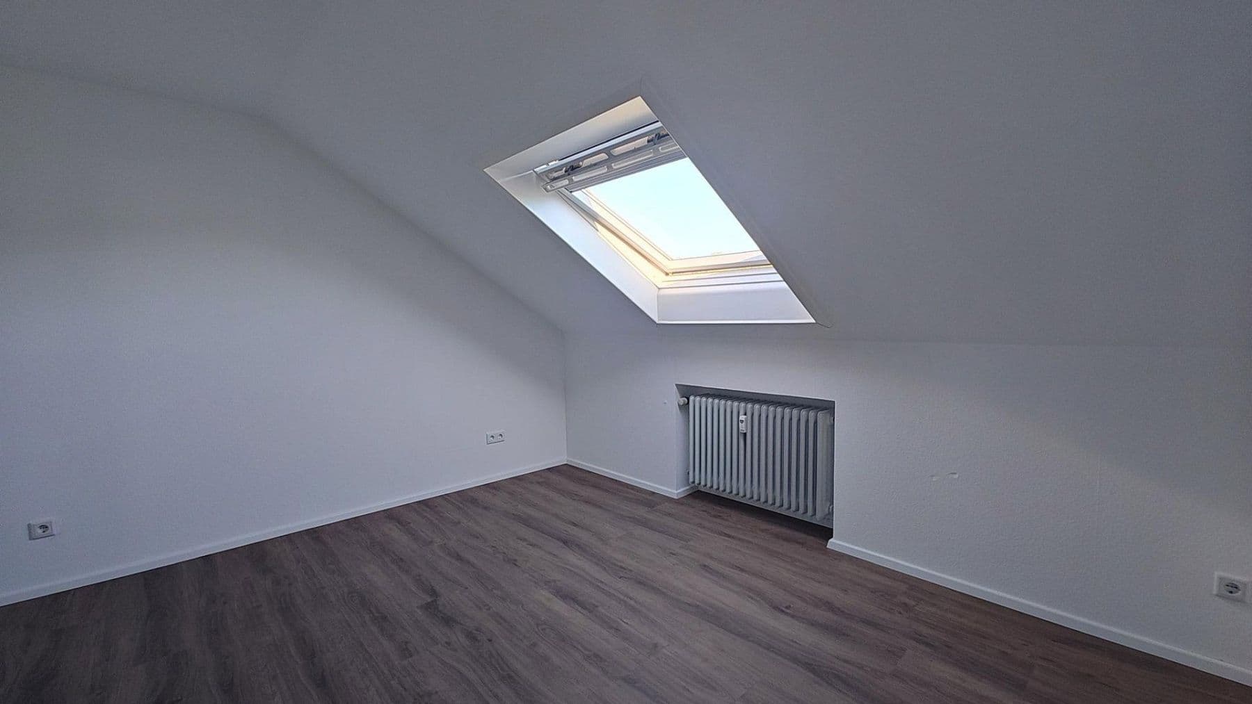 Prenájom bytu 2-izbový 85 m², Hilpoltstein, Bavorsko Prenájom bytu 2-izbový 85 m², Hilpoltstein, Bavorsko