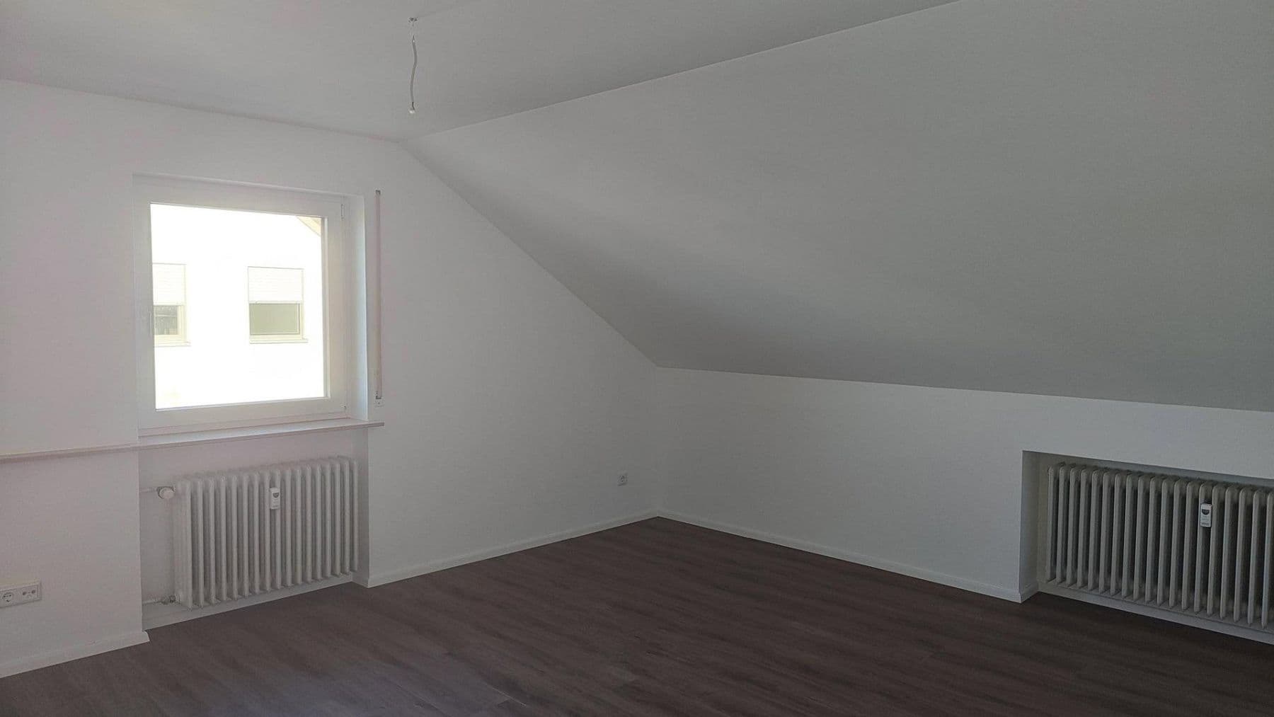 Prenájom bytu 2-izbový 85 m², Hilpoltstein, Bavorsko Prenájom bytu 2-izbový 85 m², Hilpoltstein, Bavorsko