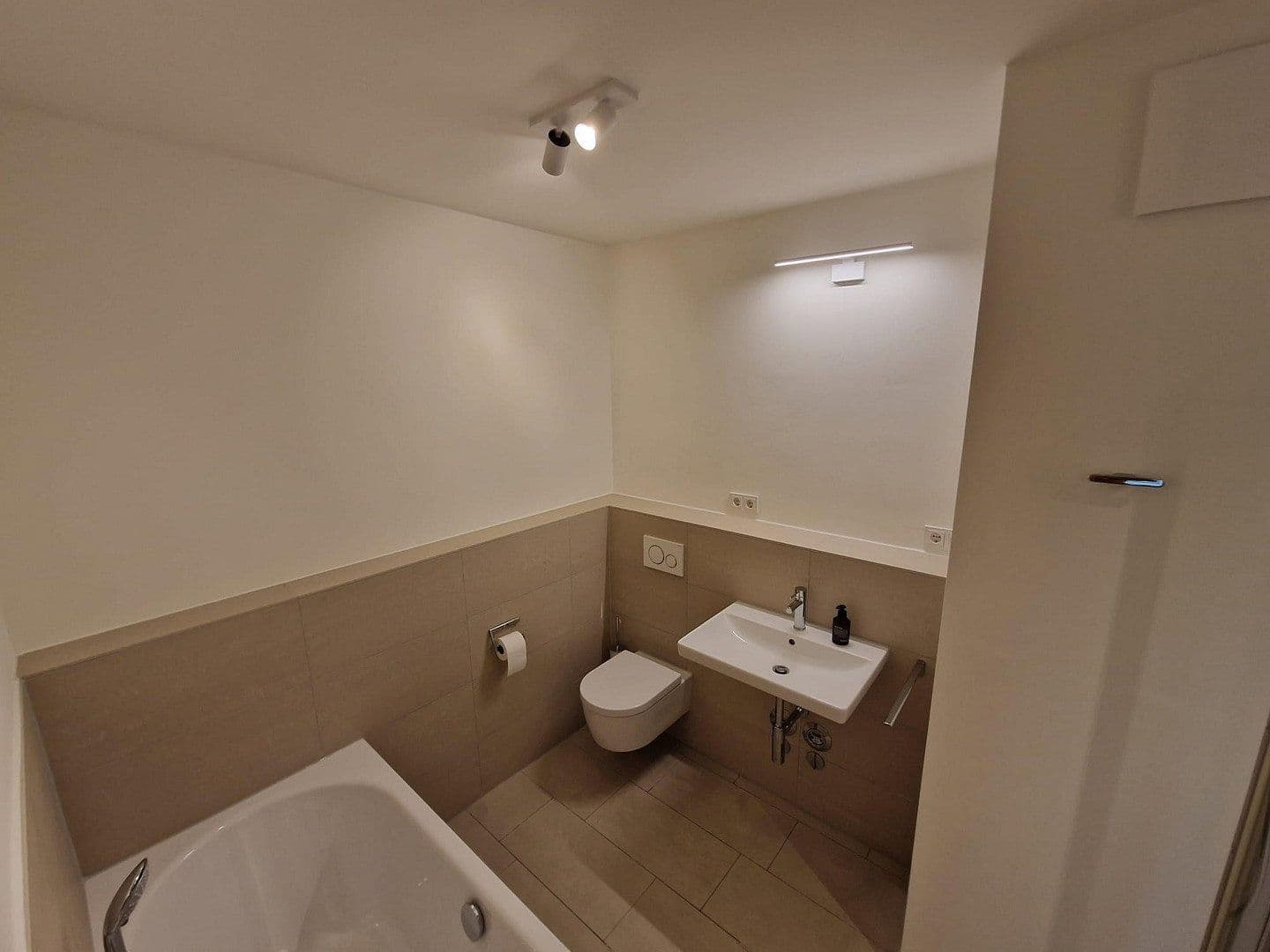 Prenájom bytu 2-izbový 67 m², Hardorffsweg 12, Hamburg, Hamburg Prenájom bytu 2-izbový 67 m², Hardorffsweg 12, Hamburg, Hamburg