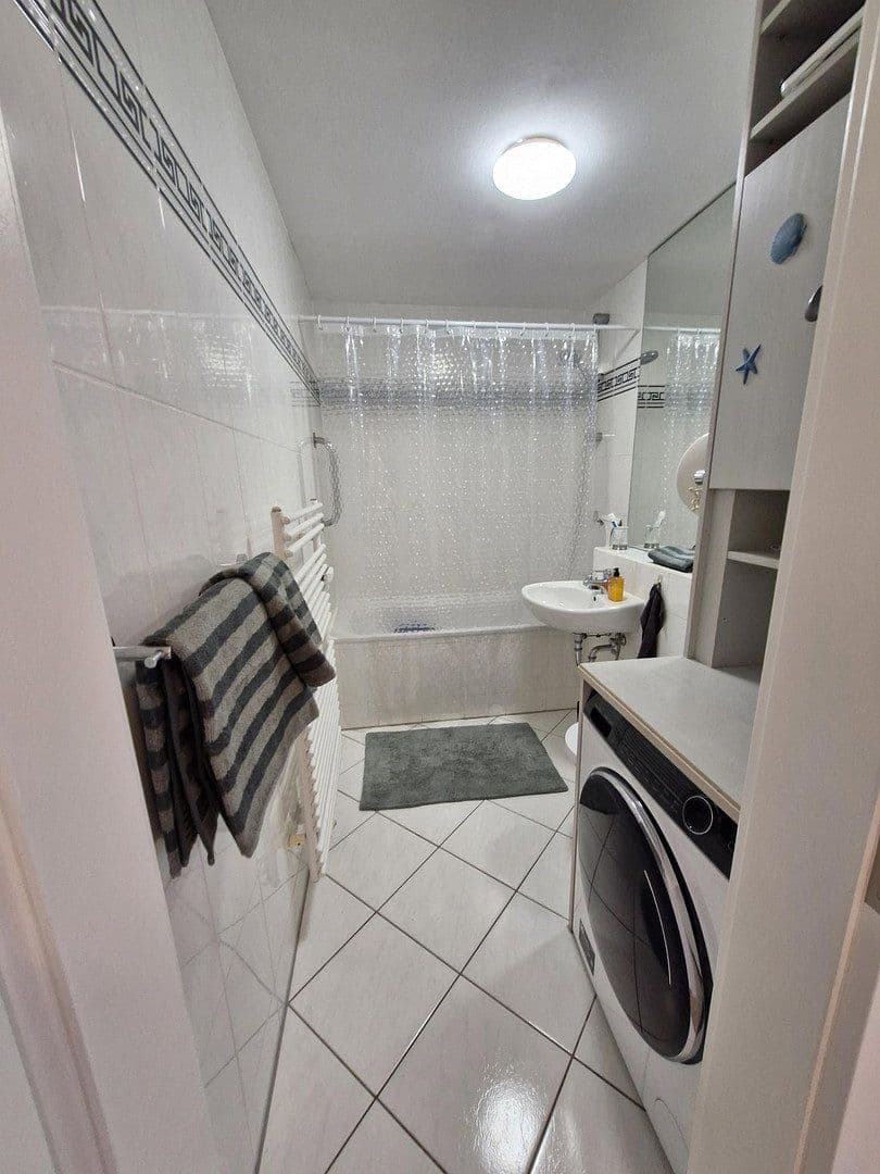 Prenájom bytu 2-izbový 51 m², München, Bavorsko Prenájom bytu 2-izbový 51 m², München, Bavorsko