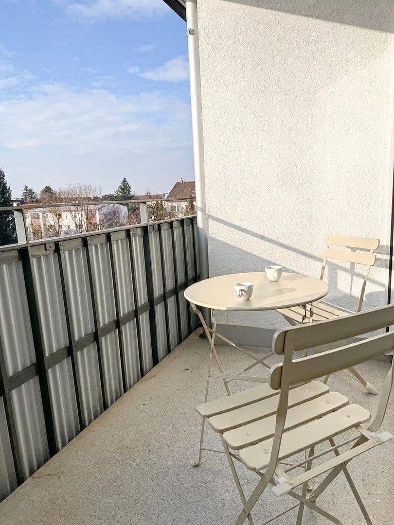Prenájom bytu 3-izbový 70 m², München, Bavorsko Prenájom bytu 3-izbový 70 m², München, Bavorsko