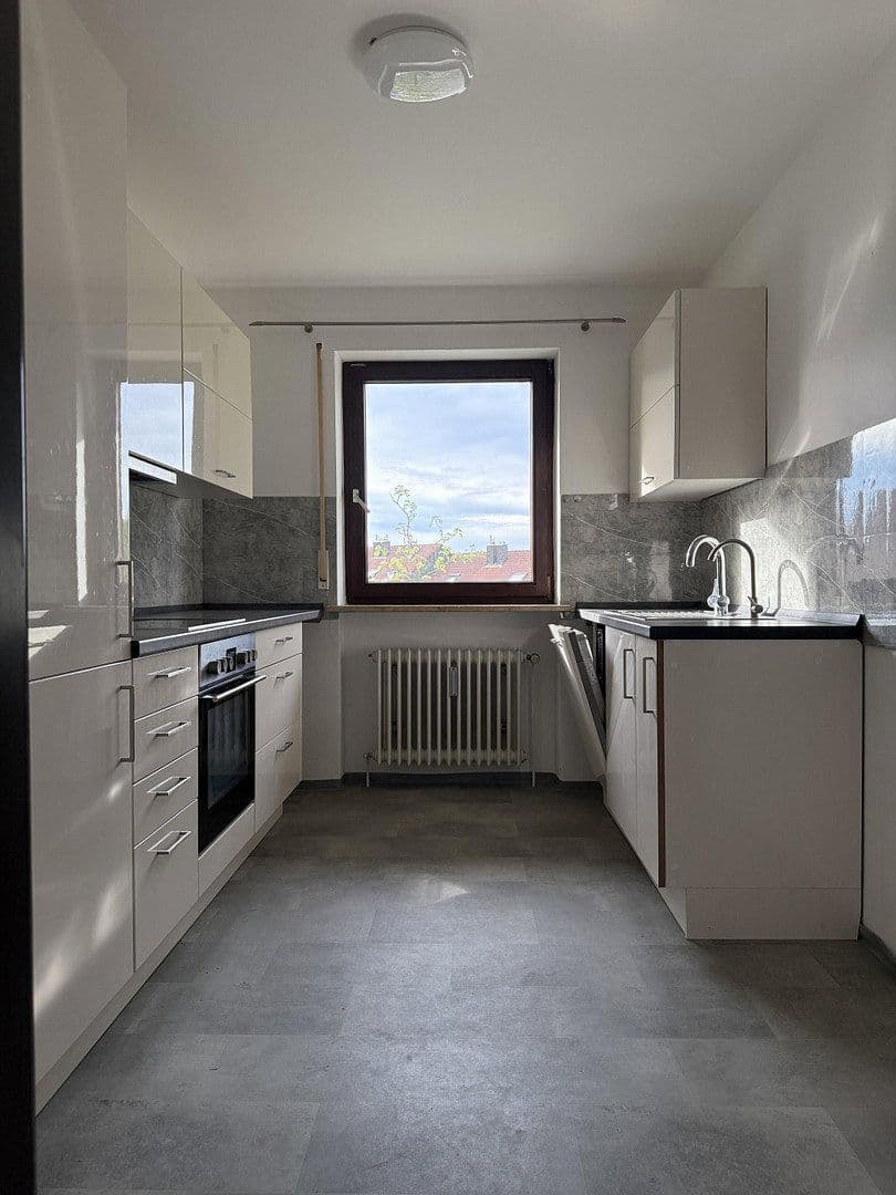 Prenájom bytu 3-izbový 107 m², Günzburg, Bavorsko Prenájom bytu 3-izbový 107 m², Günzburg, Bavorsko