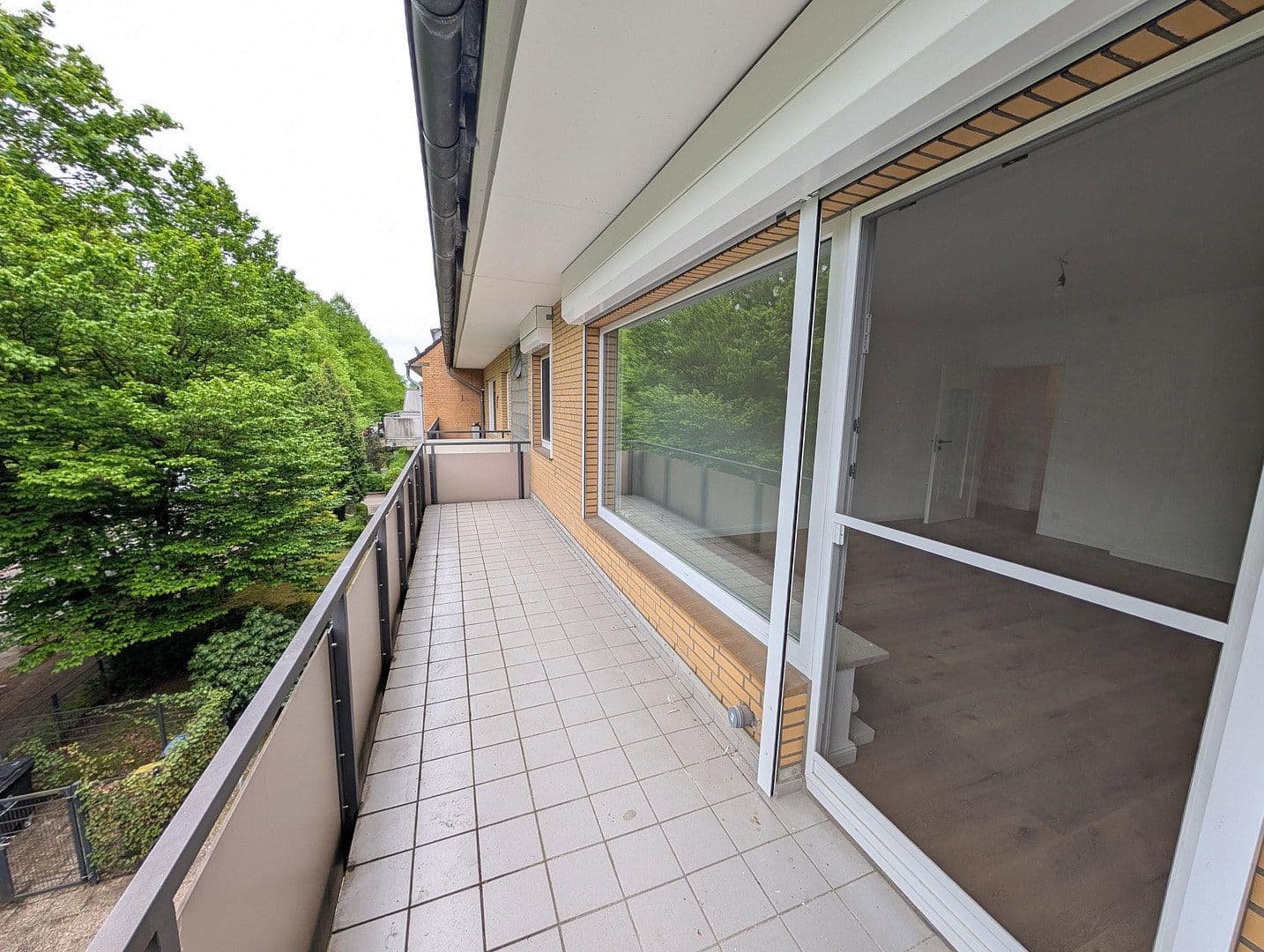 Predaj bytu 3-izbový 78 m², Walddörfer Str. 374, Hamburg, Hamburg Predaj bytu 3-izbový 78 m², Walddörfer Str. 374, Hamburg, Hamburg