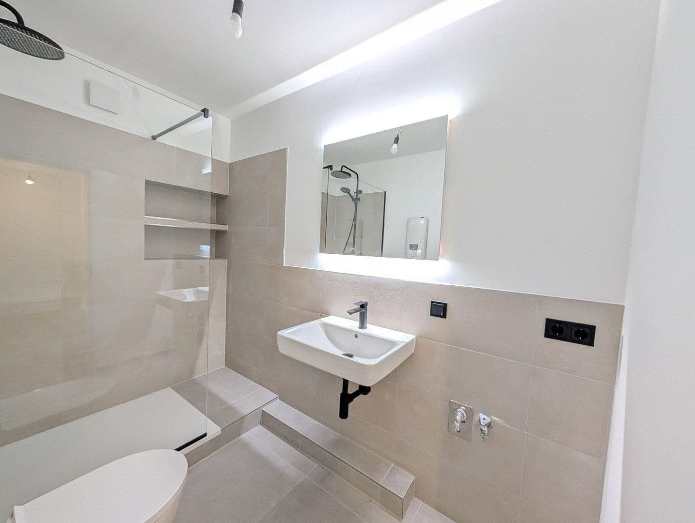Predaj bytu 3-izbový 78 m², Walddörfer Str. 374, Hamburg, Hamburg Predaj bytu 3-izbový 78 m², Walddörfer Str. 374, Hamburg, Hamburg