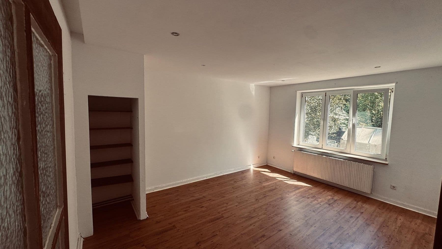 Prenájom bytu 4-izbový 128 m², Krümmelstraße 6, Geesthacht, Šlezvicko-Holštajnsko Prenájom bytu 4-izbový 128 m², Krümmelstraße 6, Geesthacht, Šlezvicko-Holštajnsko