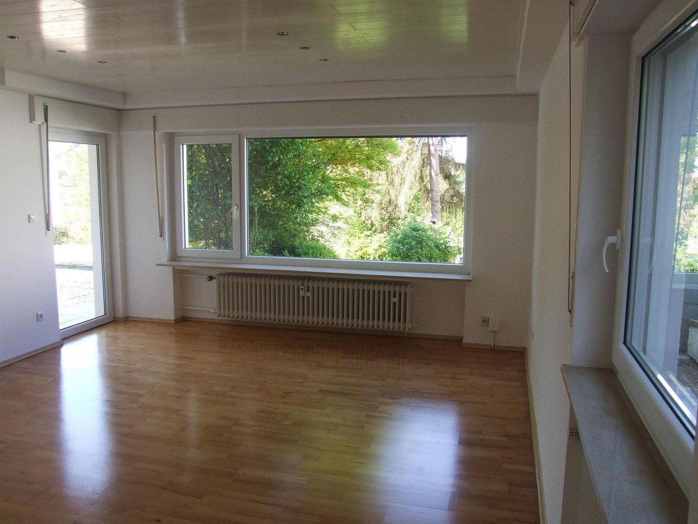 Prenájom bytu 3-izbový 95 m², Lautertal (Odenwald), Hesensko Prenájom bytu 3-izbový 95 m², Lautertal (Odenwald), Hesensko