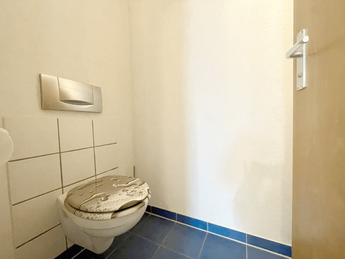 Prenájom bytu 4-izbový 73 m², Metzingen, Bádensko-Wurttembersko Prenájom bytu 4-izbový 73 m², Metzingen, Bádensko-Wurttembersko