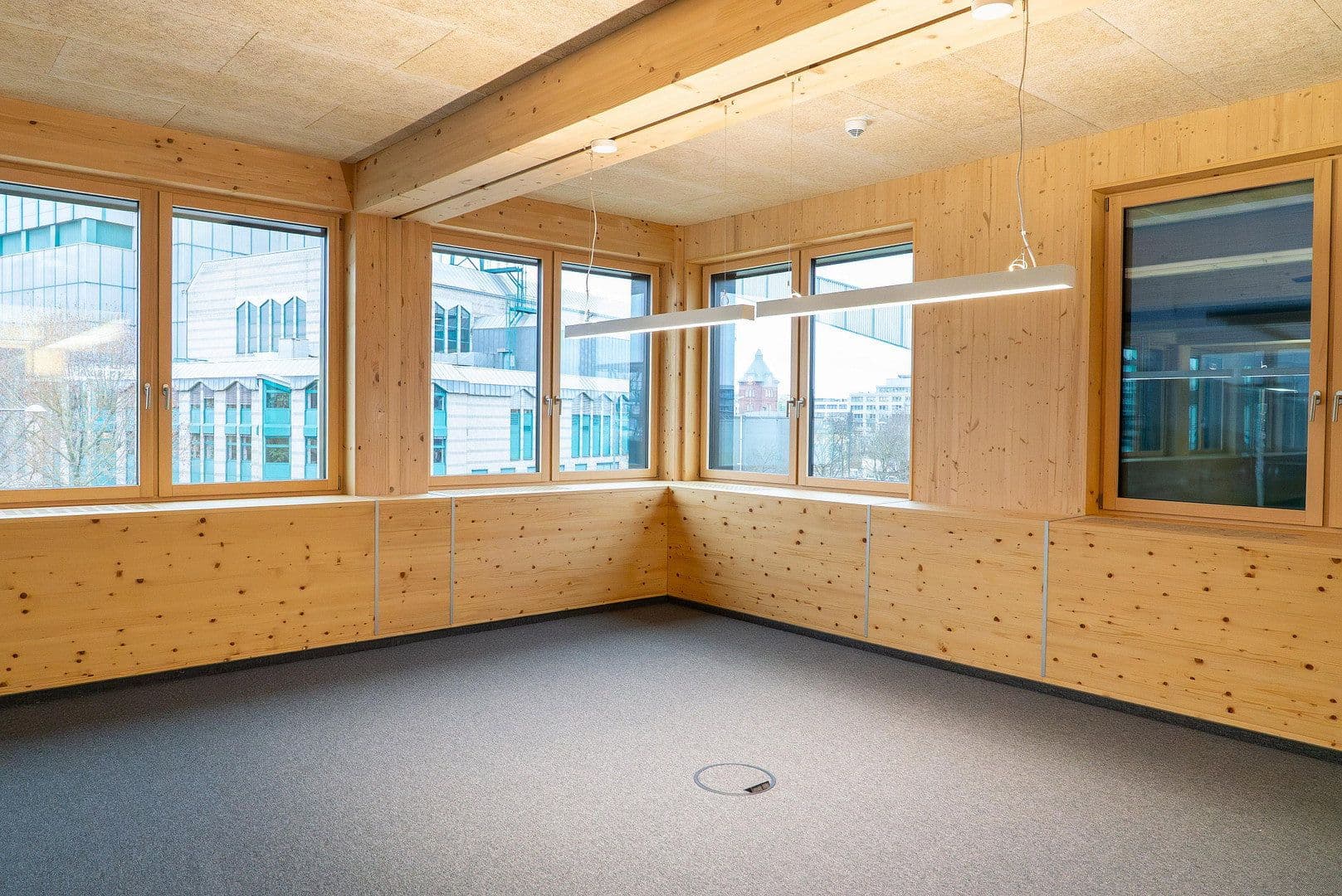 Prenájom kancelárie 432 m², Hafenallee 57, Offenbach, Hesensko Prenájom kancelárie 432 m², Hafenallee 57, Offenbach, Hesensko