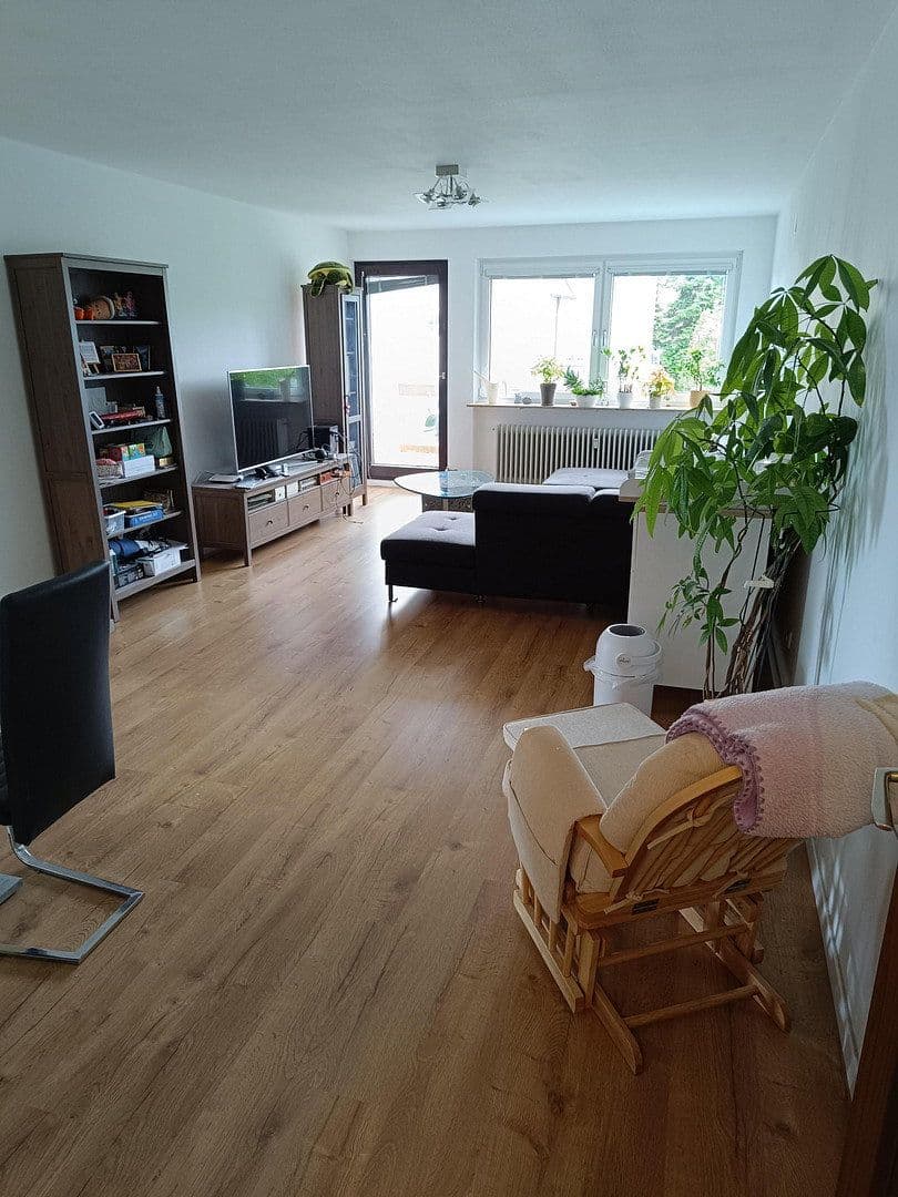 Prenájom bytu 3-izbový 90 m², Höfener Str. 142, Nürnberg, Bavorsko Prenájom bytu 3-izbový 90 m², Höfener Str. 142, Nürnberg, Bavorsko