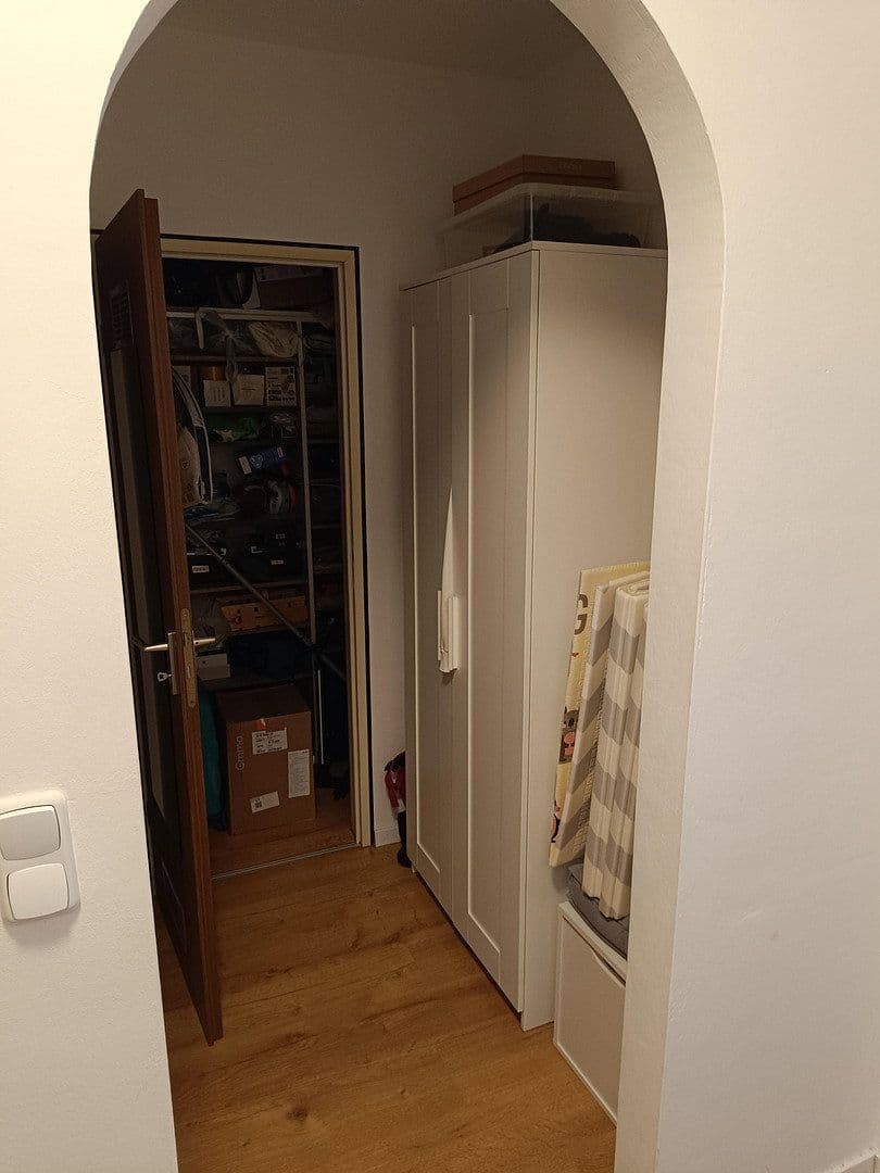 Prenájom bytu 3-izbový 90 m², Höfener Str. 142, Nürnberg, Bavorsko Prenájom bytu 3-izbový 90 m², Höfener Str. 142, Nürnberg, Bavorsko