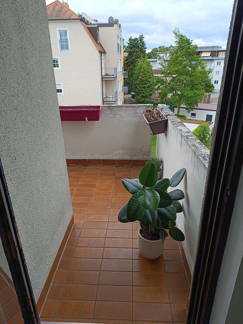 Prenájom bytu 3-izbový 90 m², Höfener Str. 142, Nürnberg, Bavorsko Prenájom bytu 3-izbový 90 m², Höfener Str. 142, Nürnberg, Bavorsko