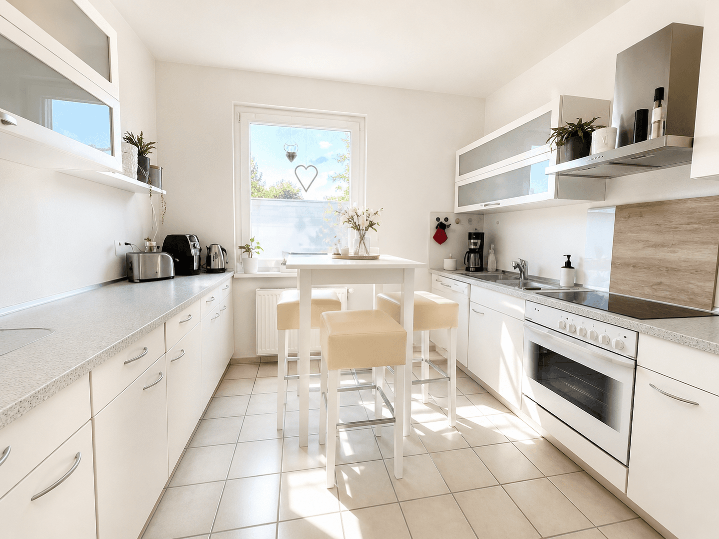 Prenájom bytu 3-izbový 118 m², Gerhart-Hauptmann-Straße 14, Neustadt am Rübenberge, Dolné Sasko Prenájom bytu 3-izbový 118 m², Gerhart-Hauptmann-Straße 14, Neustadt am Rübenberge, Dolné Sasko