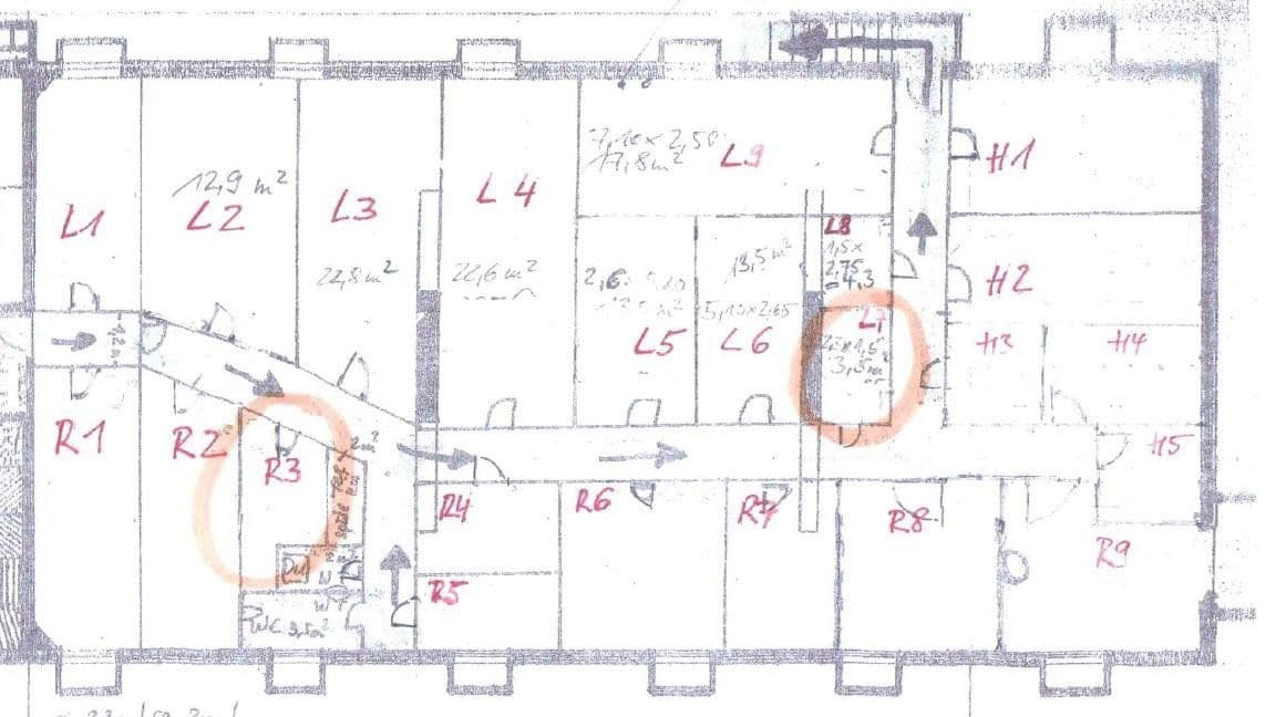Prenájom nebytového priestoru 4 m², Stuttgart, Bádensko-Wurttembersko Prenájom nebytového priestoru 4 m², Stuttgart, Bádensko-Wurttembersko