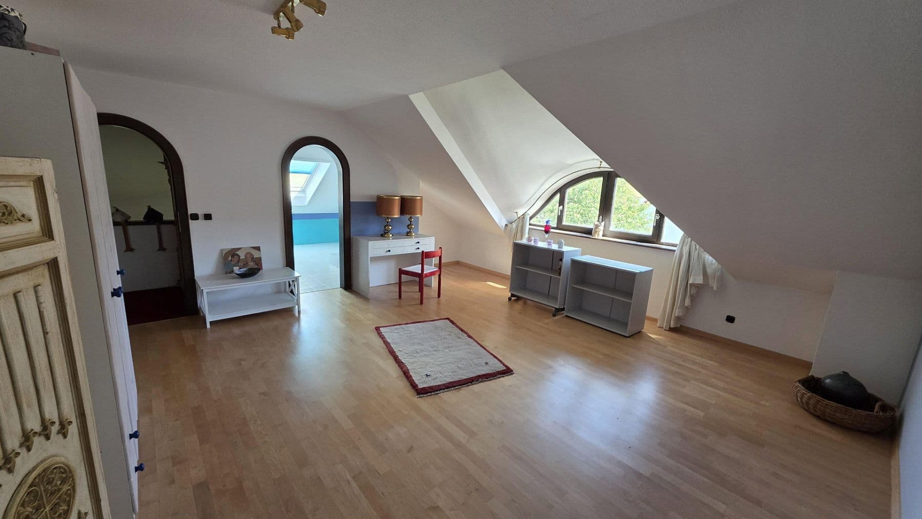Predaj domu 184 m², pozemek 1.288 m², Puchheim, Bavorsko Predaj domu 184 m², pozemek 1.288 m², Puchheim, Bavorsko