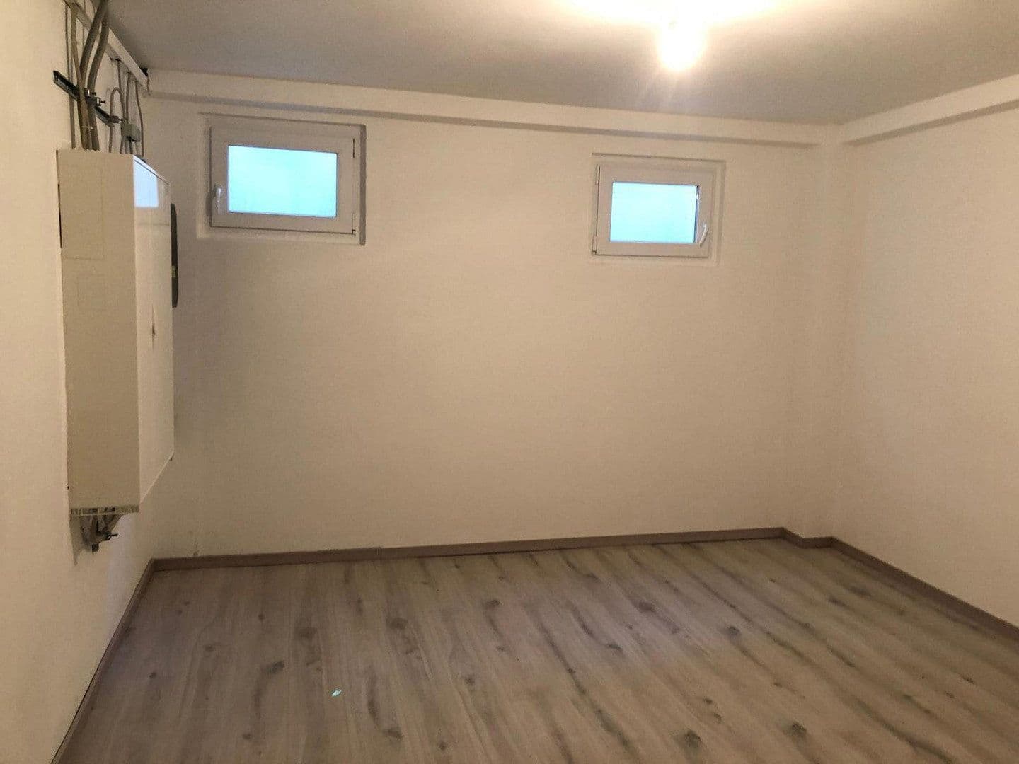 Prenájom domu 310 m², pozemek 1.650 m², Karlsruhe, Bádensko-Wurttembersko Prenájom domu 310 m², pozemek 1.650 m², Karlsruhe, Bádensko-Wurttembersko