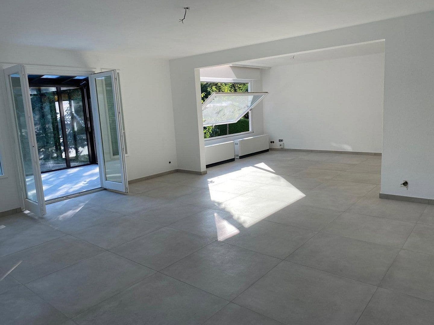 Prenájom domu 310 m², pozemek 1.650 m², Karlsruhe, Bádensko-Wurttembersko Prenájom domu 310 m², pozemek 1.650 m², Karlsruhe, Bádensko-Wurttembersko