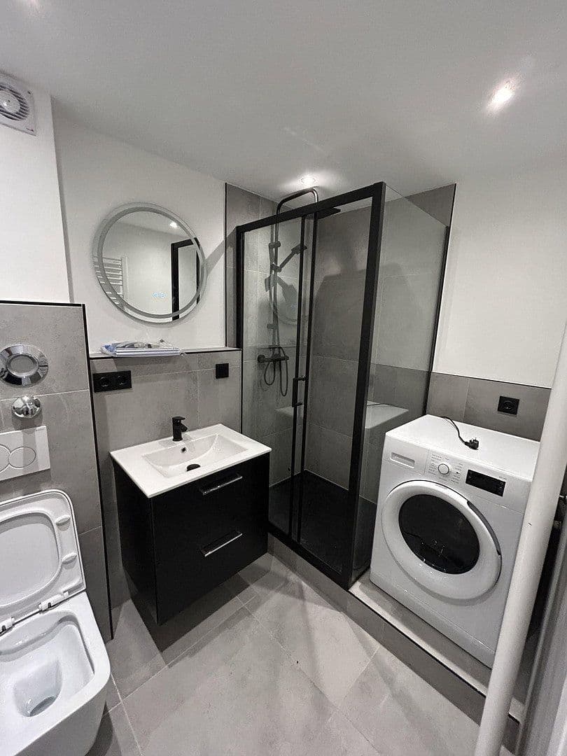 Prenájom bytu 13 m², Waldschulstr. 54, München, Bavorsko Prenájom bytu 13 m², Waldschulstr. 54, München, Bavorsko