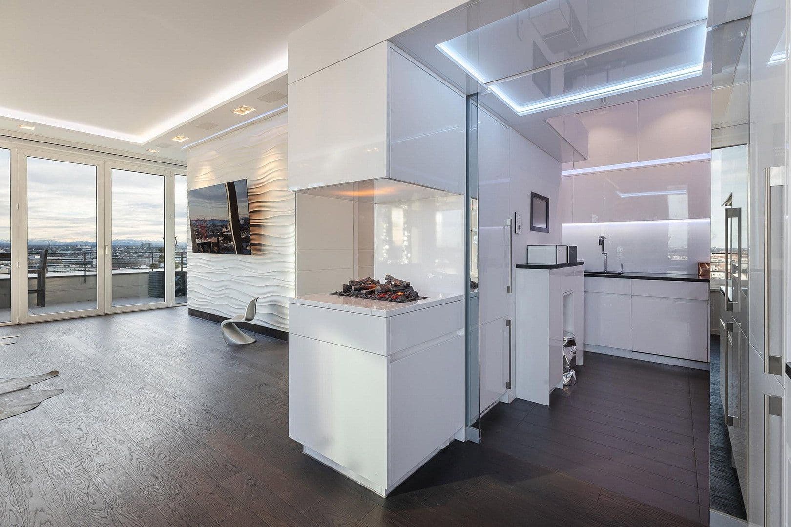 Prenájom bytu 4-izbový 171 m², München, Bavorsko Prenájom bytu 4-izbový 171 m², München, Bavorsko