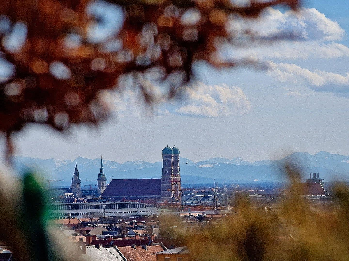Prenájom bytu 4-izbový 171 m², München, Bavorsko Prenájom bytu 4-izbový 171 m², München, Bavorsko