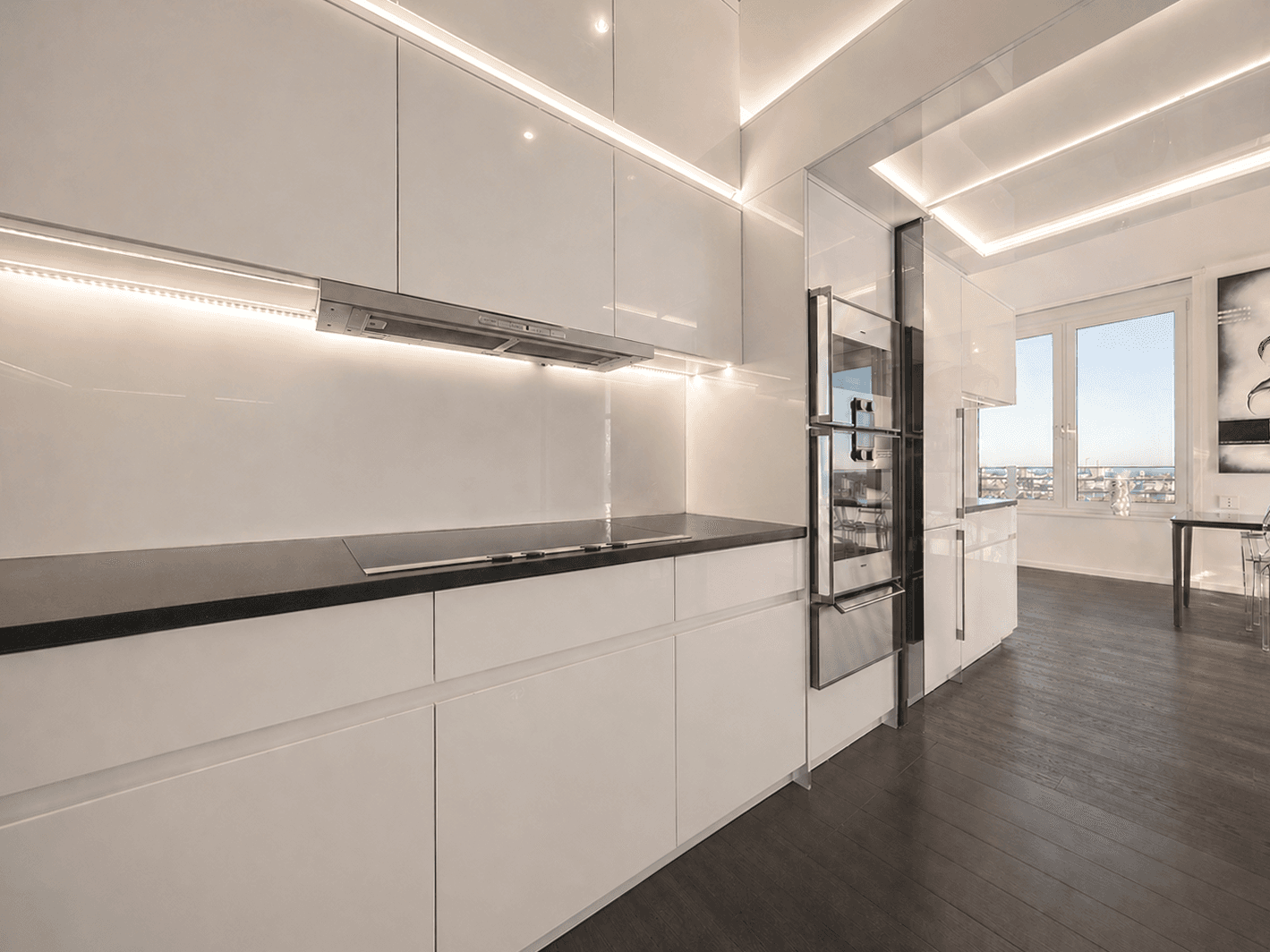 Prenájom bytu 4-izbový 171 m², München, Bavorsko Prenájom bytu 4-izbový 171 m², München, Bavorsko