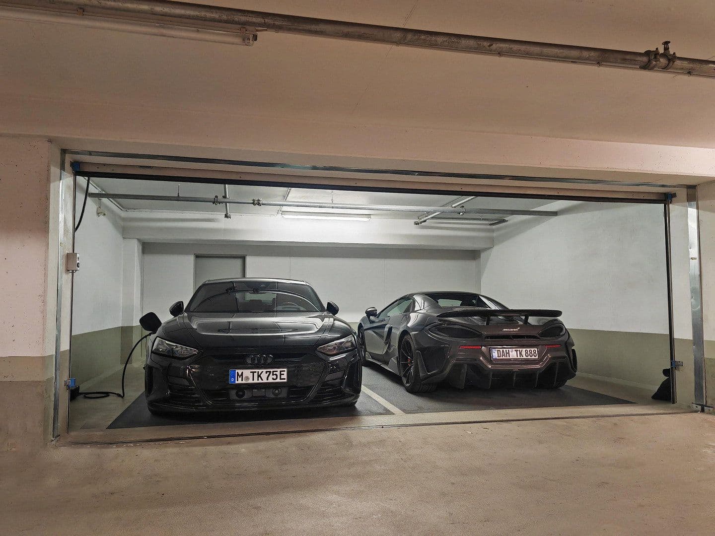 Prenájom bytu 4-izbový 171 m², München, Bavorsko Prenájom bytu 4-izbový 171 m², München, Bavorsko