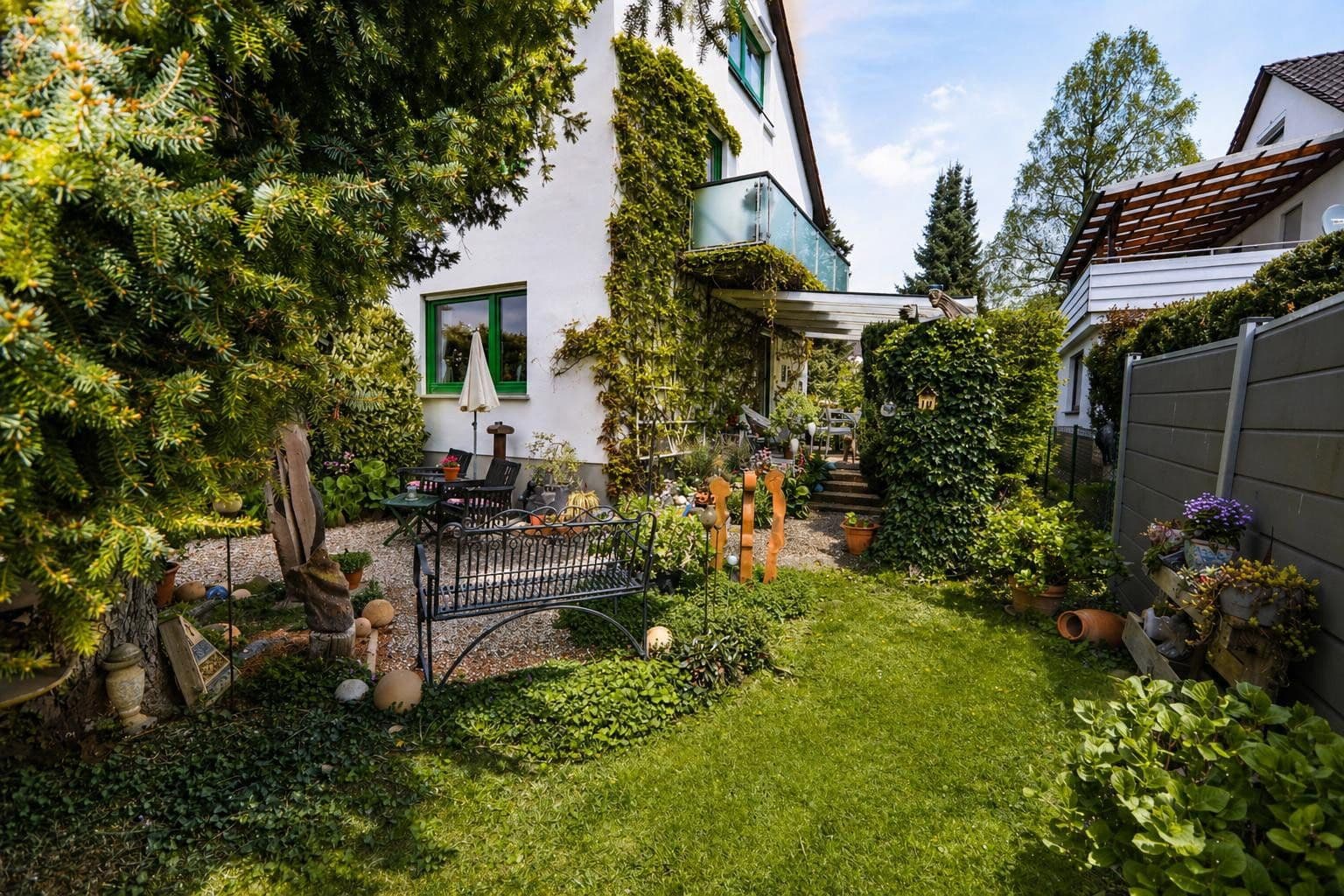 Predaj domu 120 m², pozemek 600 m², Rinteln, Dolné Sasko Predaj domu 120 m², pozemek 600 m², Rinteln, Dolné Sasko