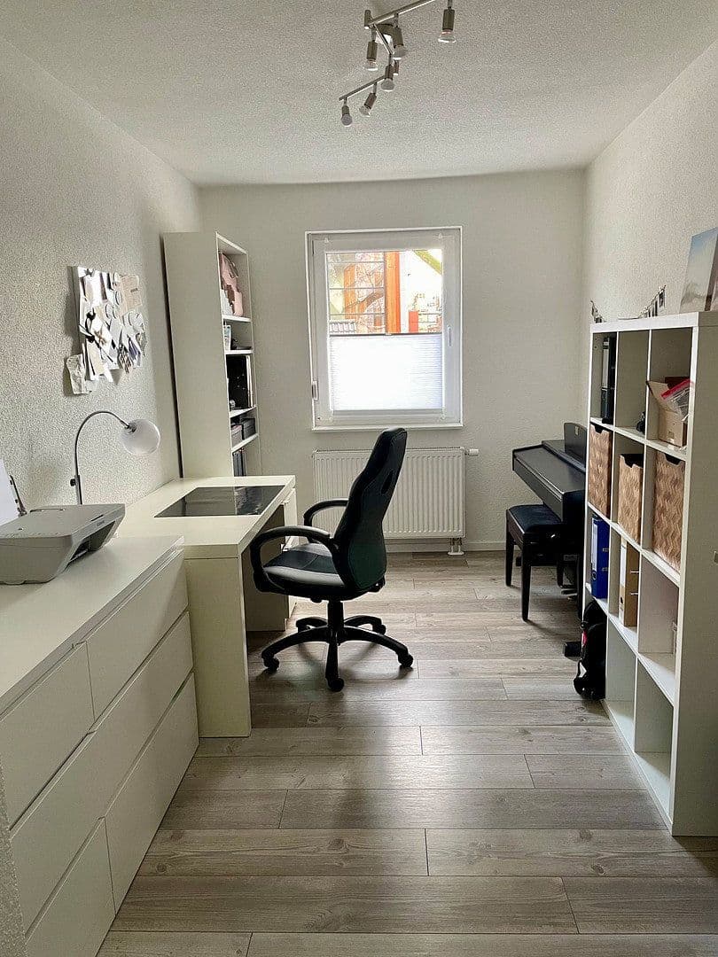 Prenájom bytu 3-izbový 86 m², Blücherstraße 20, Pforzheim, Bádensko-Wurttembersko Prenájom bytu 3-izbový 86 m², Blücherstraße 20, Pforzheim, Bádensko-Wurttembersko