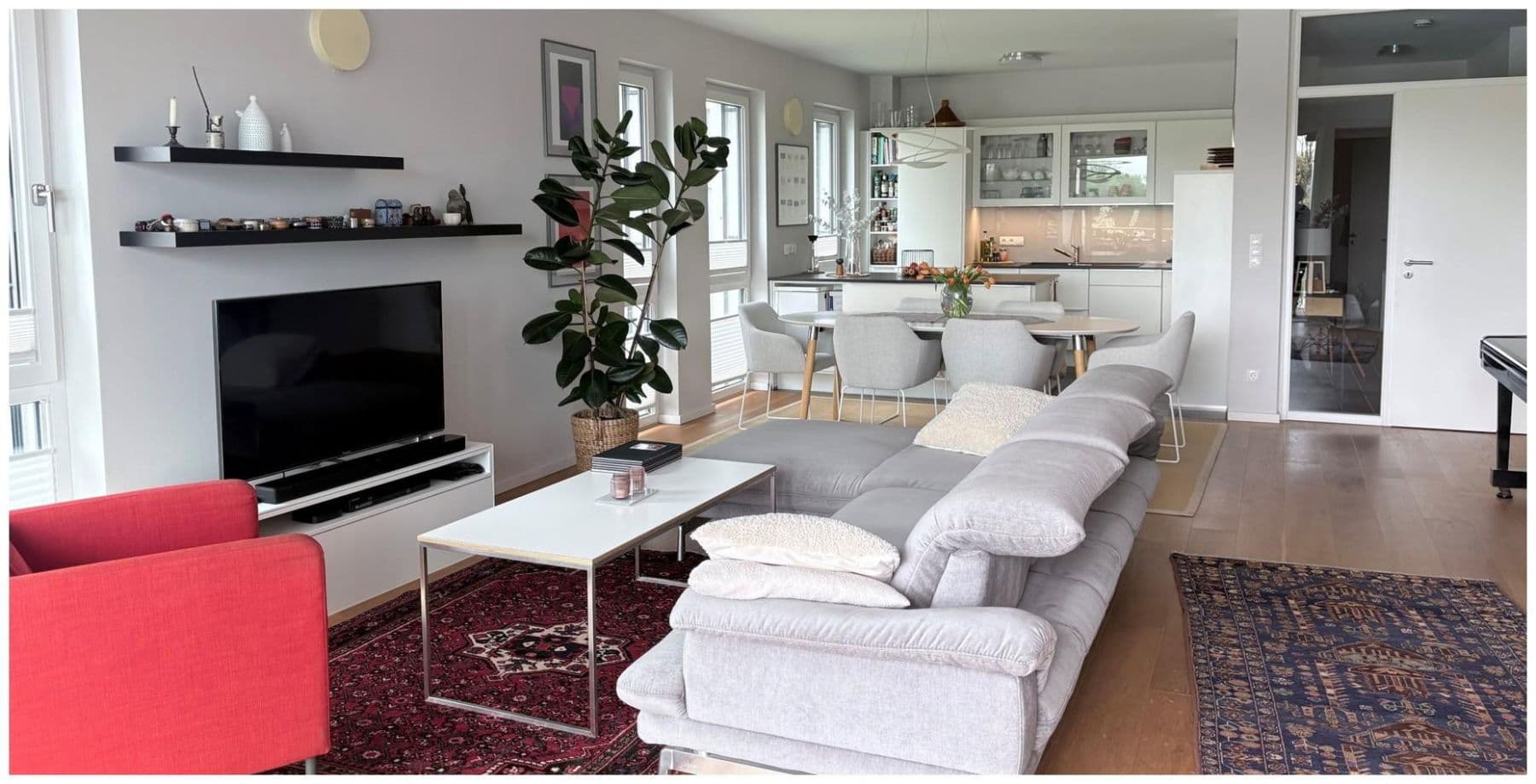 Predaj bytu 4-izbový 144 m², Bremen, Brémy Predaj bytu 4-izbový 144 m², Bremen, Brémy
