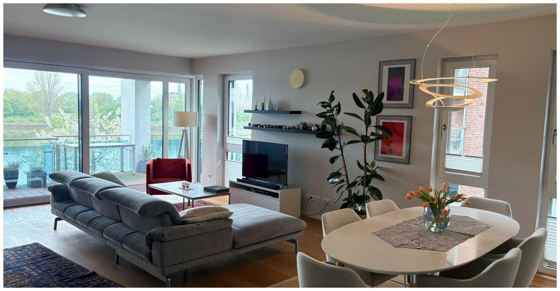 Predaj bytu 4-izbový 144 m², Bremen, Brémy Predaj bytu 4-izbový 144 m², Bremen, Brémy