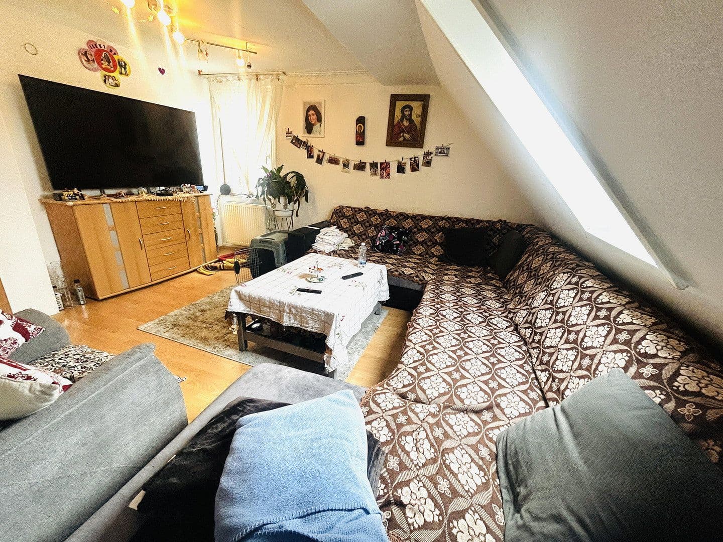 Prenájom bytu 4-izbový 85 m², Kornwestheim, Bádensko-Wurttembersko Prenájom bytu 4-izbový 85 m², Kornwestheim, Bádensko-Wurttembersko