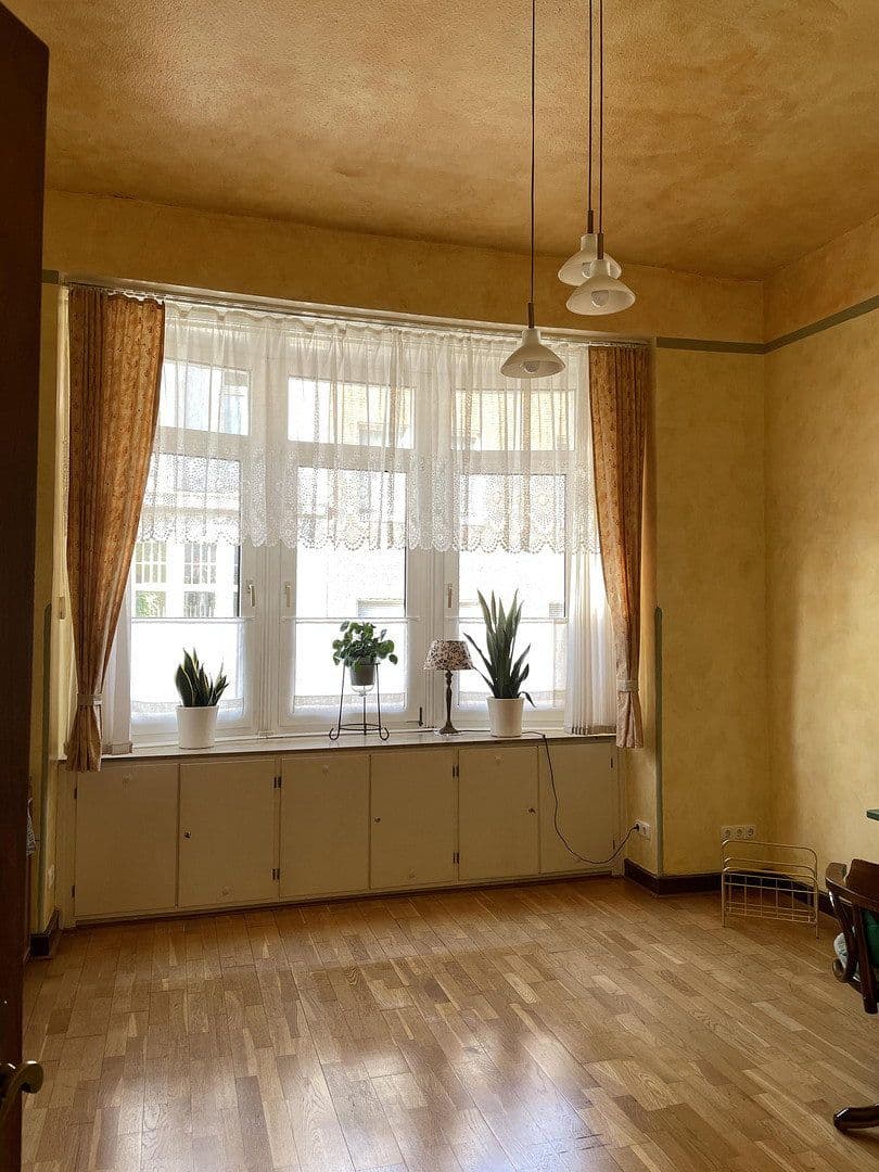 Predaj domu 550 m², pozemek 235 m², Mönchengladbach, Severné Porýnie - Westfálsko Predaj domu 550 m², pozemek 235 m², Mönchengladbach, Severné Porýnie - Westfálsko