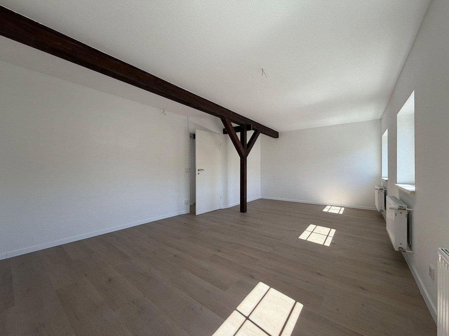 Prenájom bytu 3-izbový 85 m², Schneiderstraße 21, Eberswalde, Brandenbursko Prenájom bytu 3-izbový 85 m², Schneiderstraße 21, Eberswalde, Brandenbursko