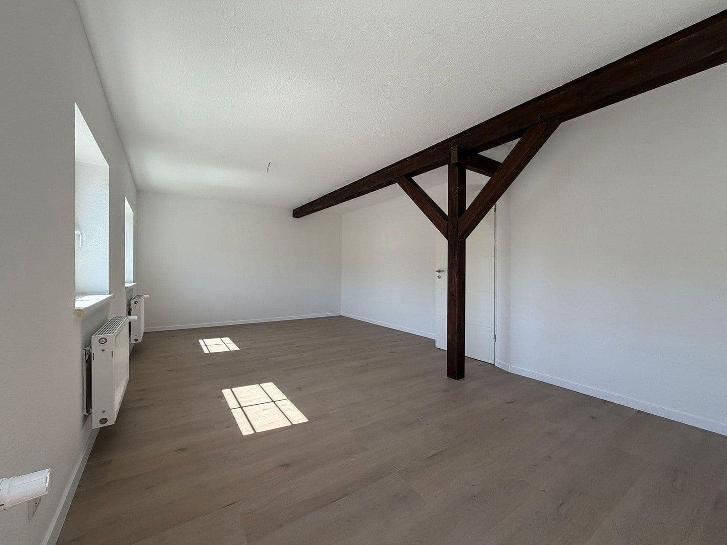 Prenájom bytu 3-izbový 85 m², Schneiderstraße 21, Eberswalde, Brandenbursko Prenájom bytu 3-izbový 85 m², Schneiderstraße 21, Eberswalde, Brandenbursko