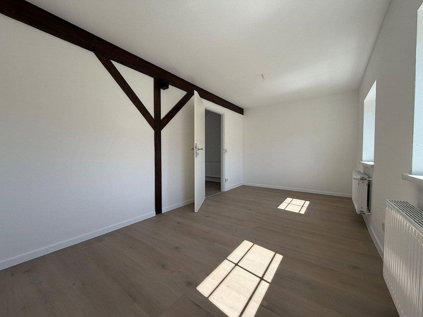 Prenájom bytu 3-izbový 85 m², Schneiderstraße 21, Eberswalde, Brandenbursko Prenájom bytu 3-izbový 85 m², Schneiderstraße 21, Eberswalde, Brandenbursko