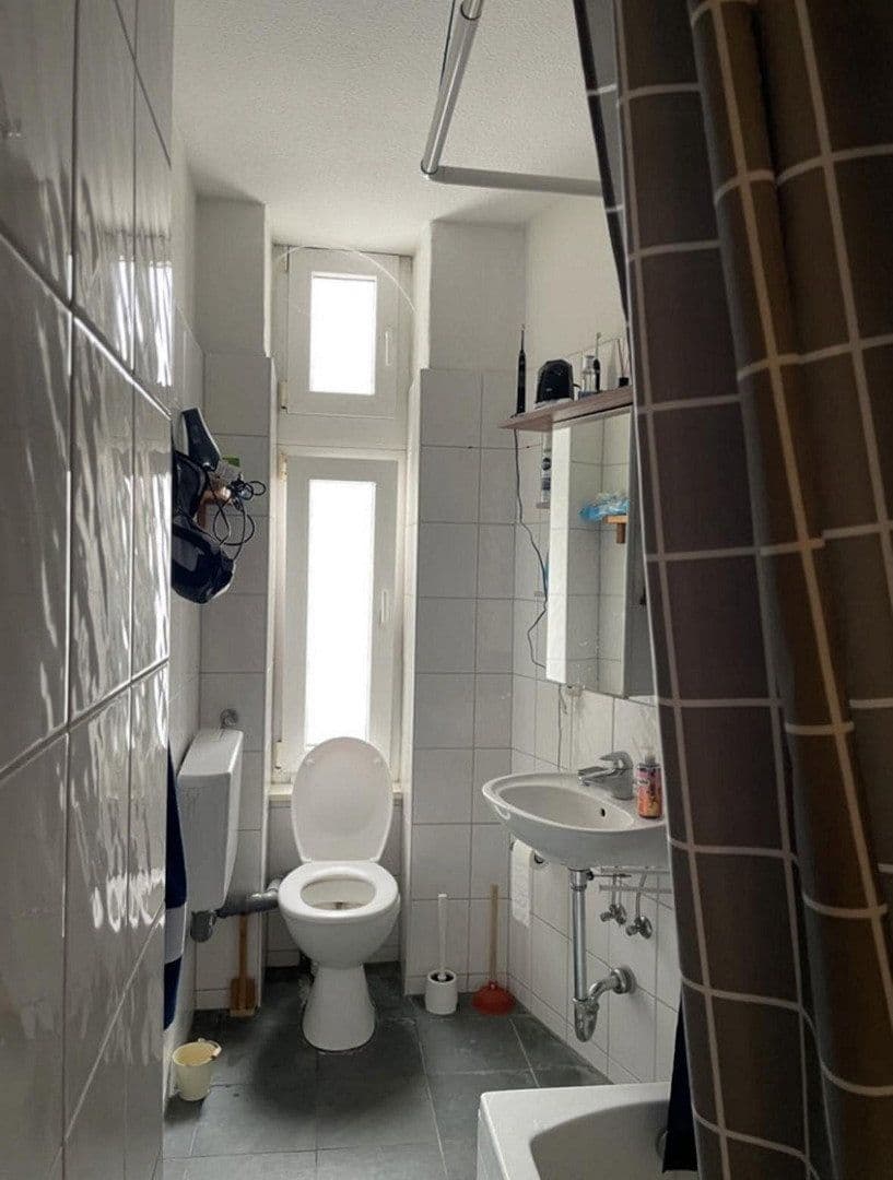 Prenájom bytu 1-izbový 21 m², Schwalbacher Straße 22, Frankfurt am Main, Hesensko Prenájom bytu 1-izbový 21 m², Schwalbacher Straße 22, Frankfurt am Main, Hesensko