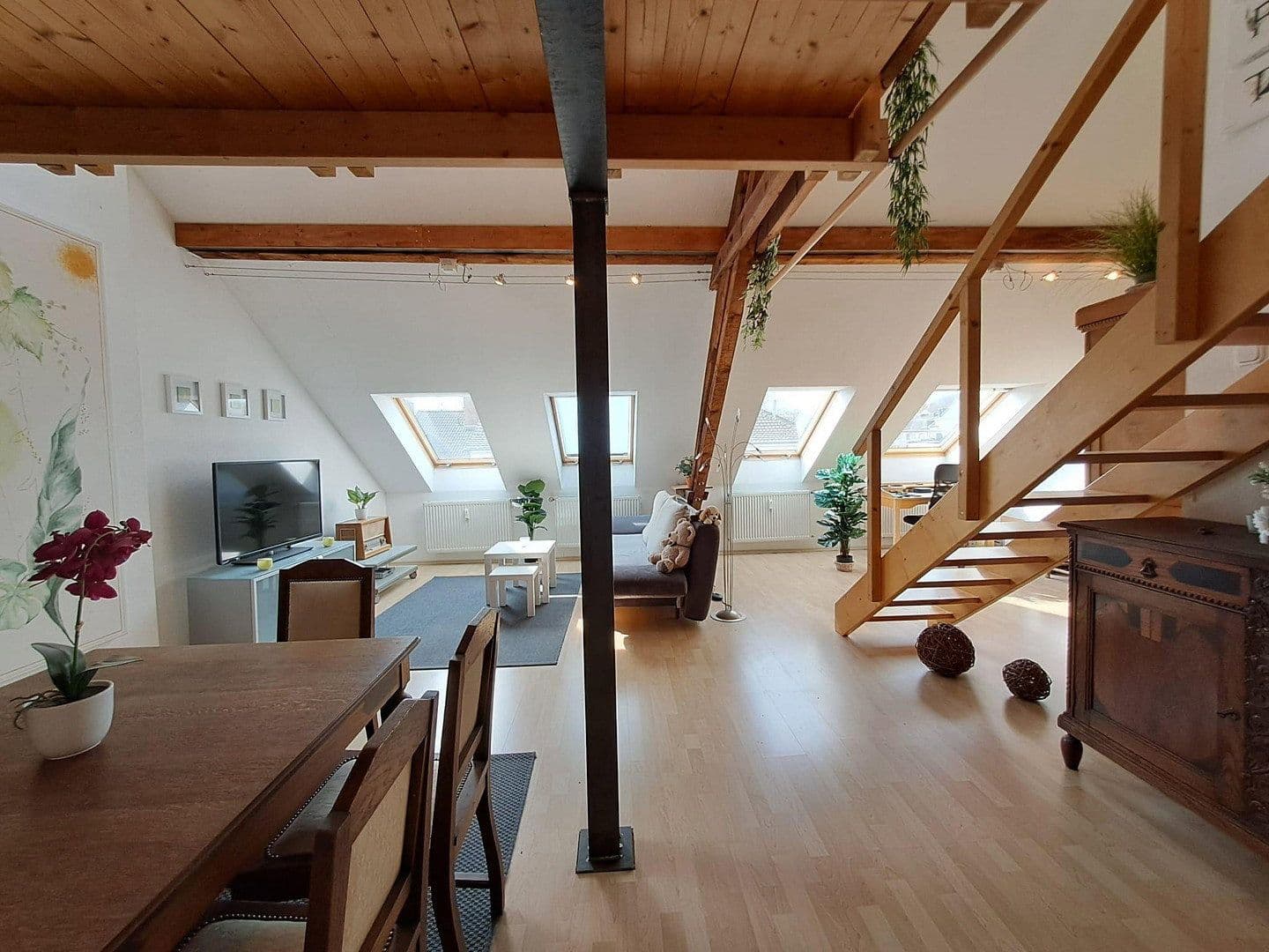 Predaj bytu 1-izbový 77 m², Junkerstr. 58, Aachen, Severné Porýnie - Westfálsko Predaj bytu 1-izbový 77 m², Junkerstr. 58, Aachen, Severné Porýnie - Westfálsko