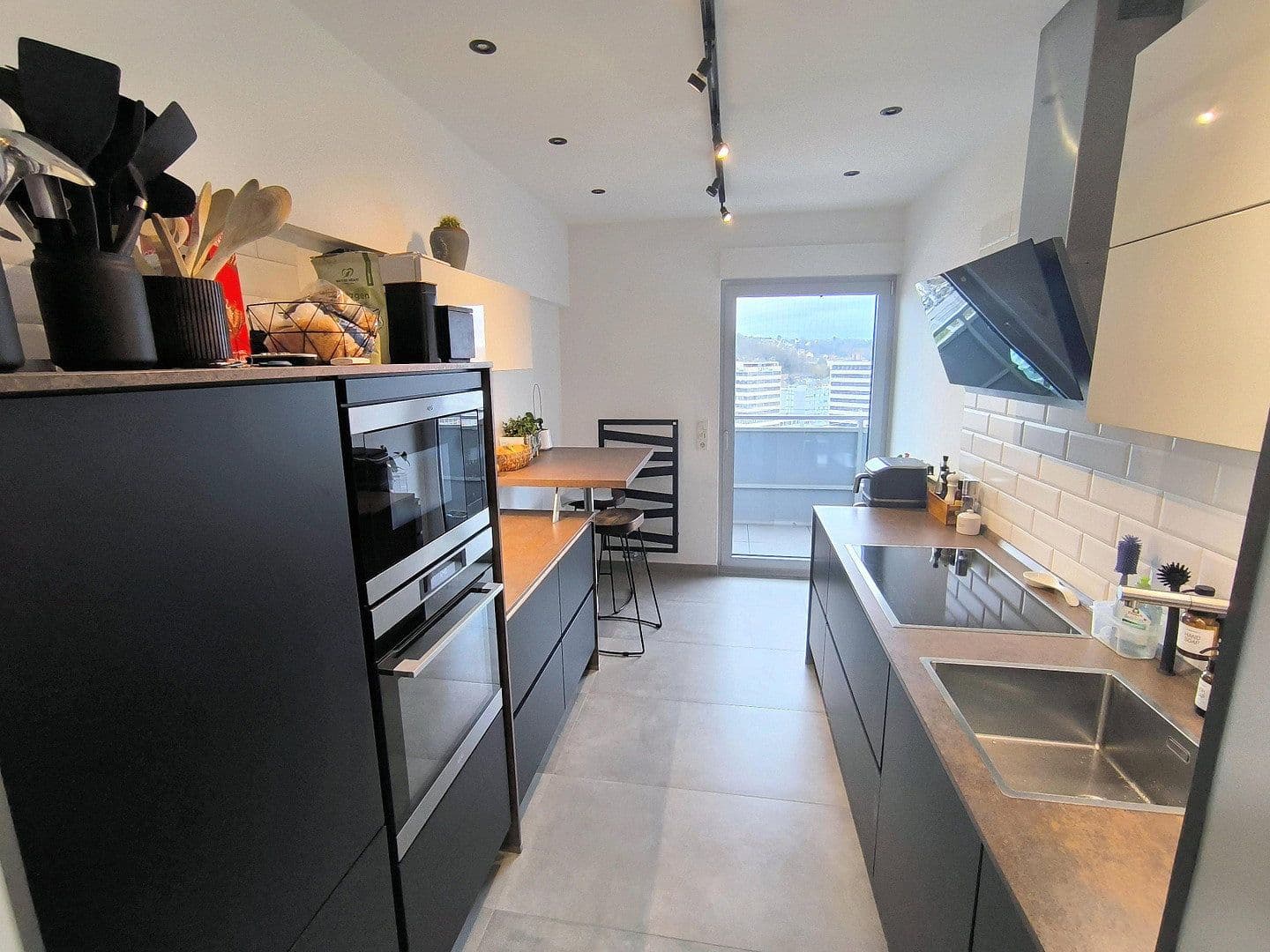 Predaj bytu 3-izbový 95 m², Saarbrücken, Sársko Predaj bytu 3-izbový 95 m², Saarbrücken, Sársko