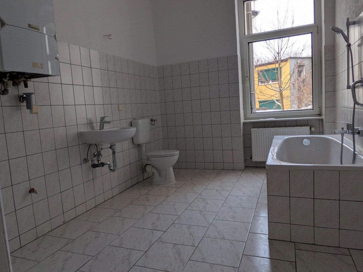 Prenájom bytu 2-izbový 60 m², Triftstr. 29, Halle, Sasko-Anhaltsko Prenájom bytu 2-izbový 60 m², Triftstr. 29, Halle, Sasko-Anhaltsko
