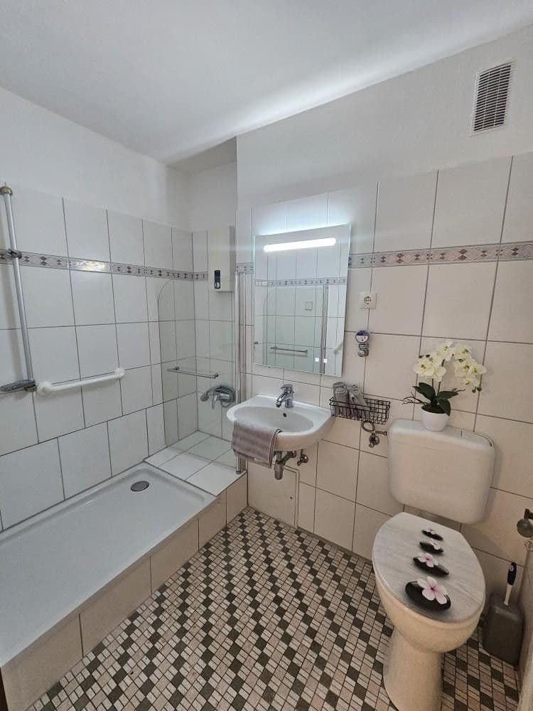 Predaj bytu 2-izbový 60 m², Konrad-Adenauer-Str. 4, Erftstadt, Severné Porýnie - Westfálsko Predaj bytu 2-izbový 60 m², Konrad-Adenauer-Str. 4, Erftstadt, Severné Porýnie - Westfálsko
