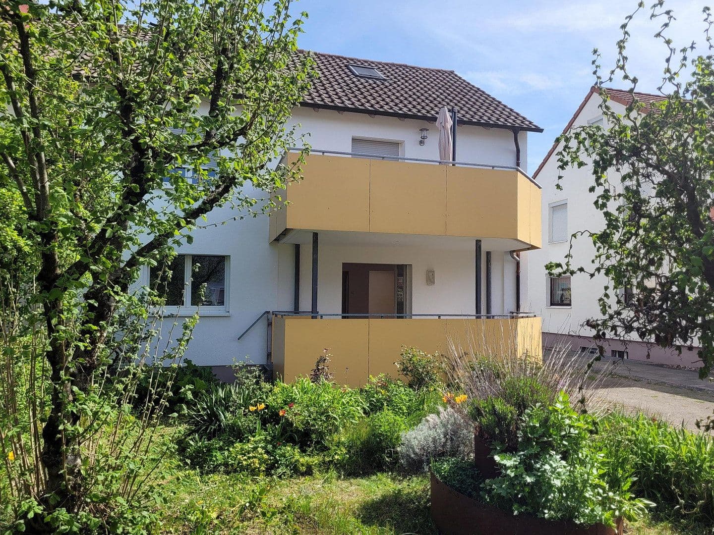 Predaj domu 145 m², pozemek 352 m², Herrenberg, Bádensko-Wurttembersko Predaj domu 145 m², pozemek 352 m², Herrenberg, Bádensko-Wurttembersko