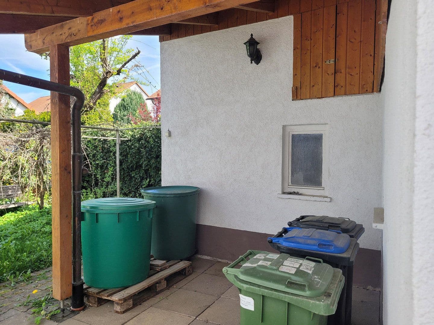 Predaj domu 145 m², pozemek 352 m², Herrenberg, Bádensko-Wurttembersko Predaj domu 145 m², pozemek 352 m², Herrenberg, Bádensko-Wurttembersko